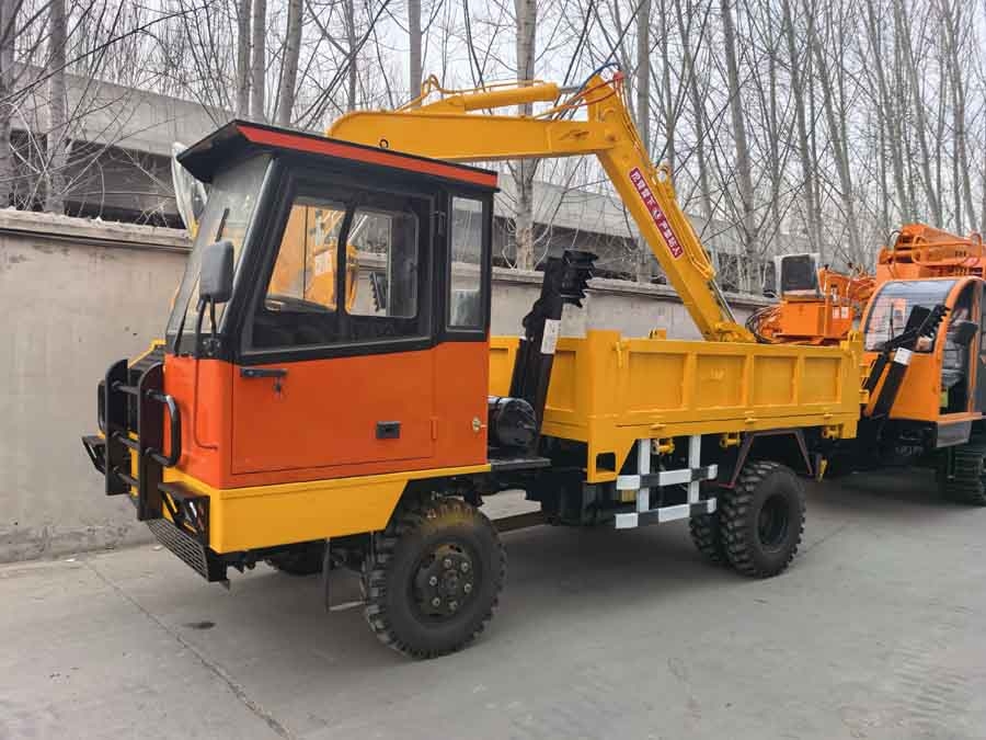 輪式隨車(chē)挖