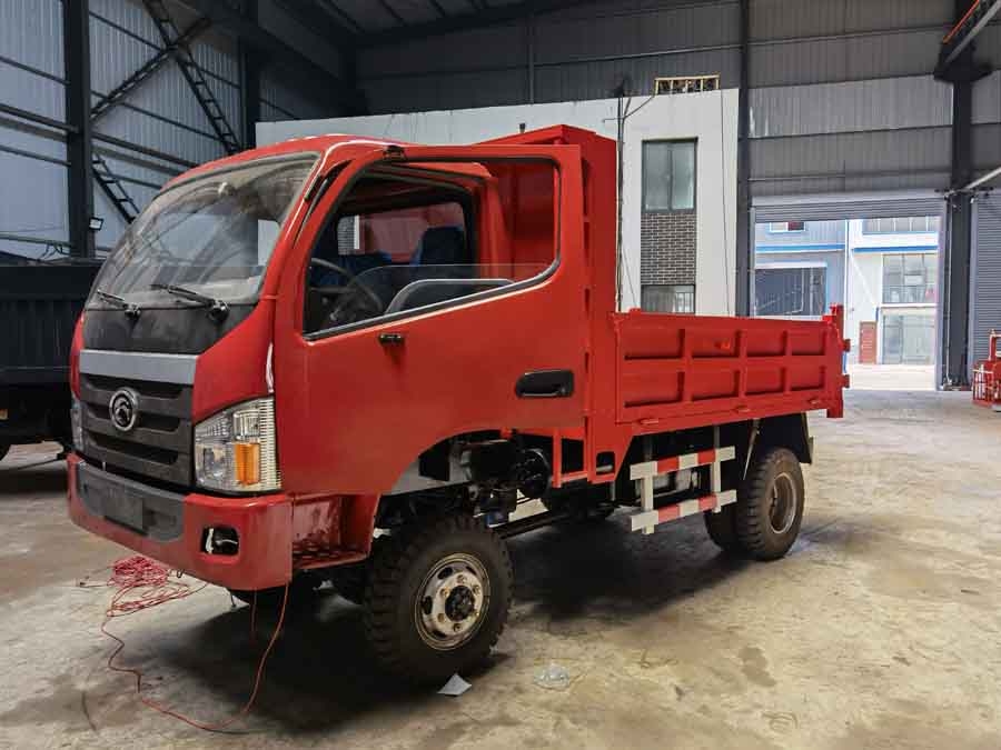 隨車(chē)挖運(yùn)輸車(chē)